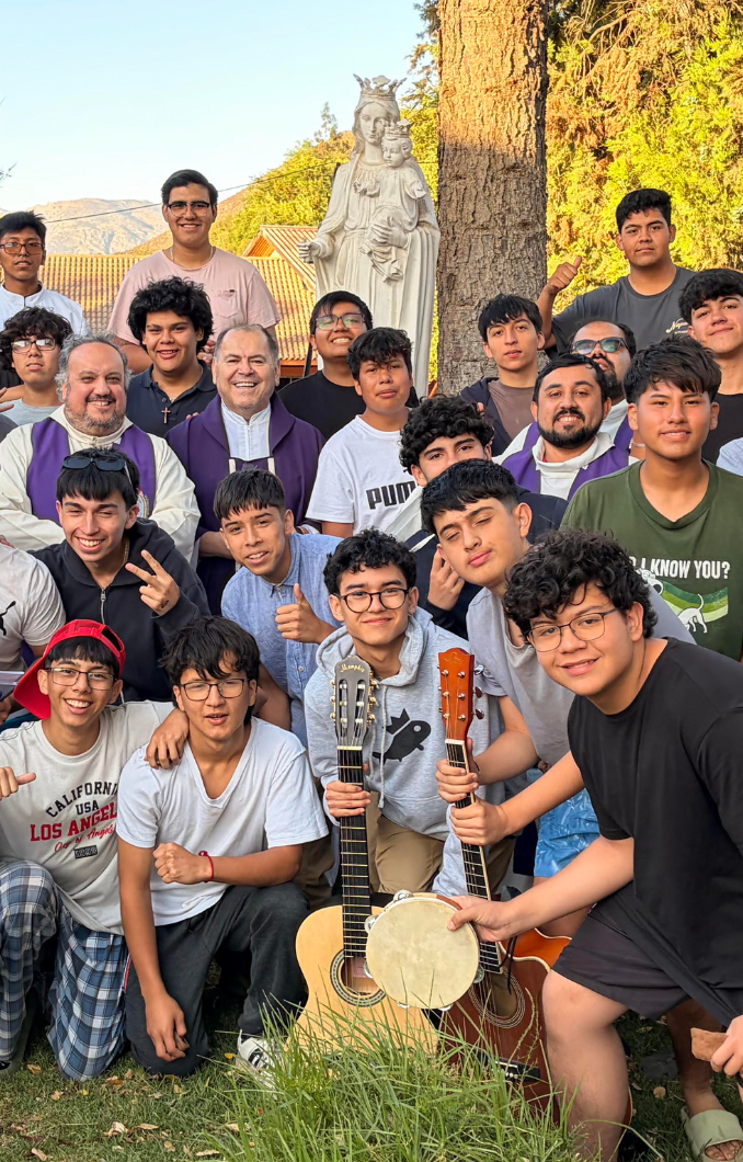 Campamento Vocacional “Ven y Verás” congregó a jóvenes de todo Chile