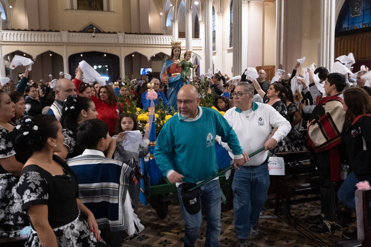 Cuando la Madre está de fiesta, todos sus hijos estamos en fiesta
