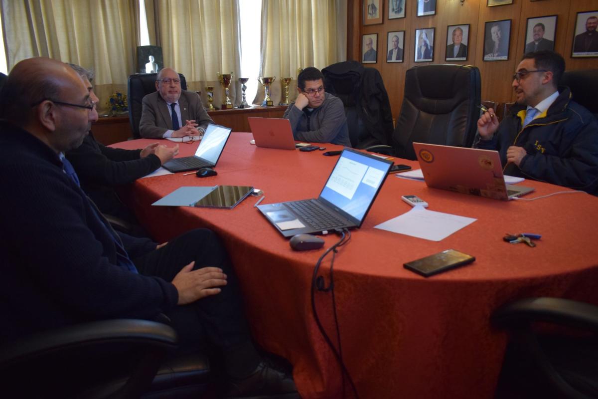 Ecónomo Inspectorial visita Instituto Salesiano Valdivia