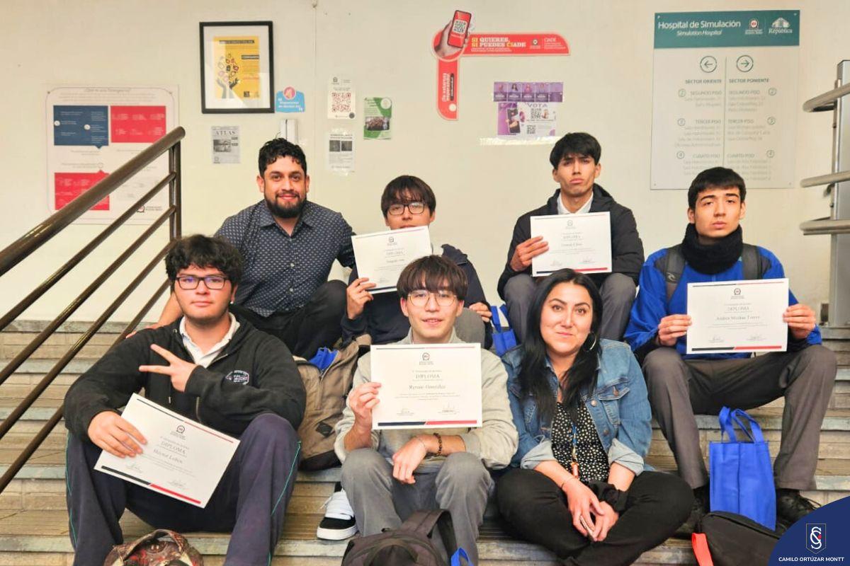 Estudiantes participan en Olimpiadas de Química UNAB