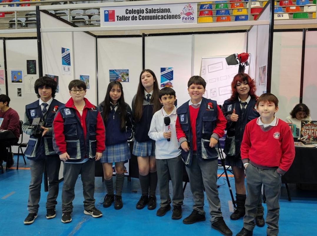 Salesianos Puerto Mont participa en Feria Literaria y Artística