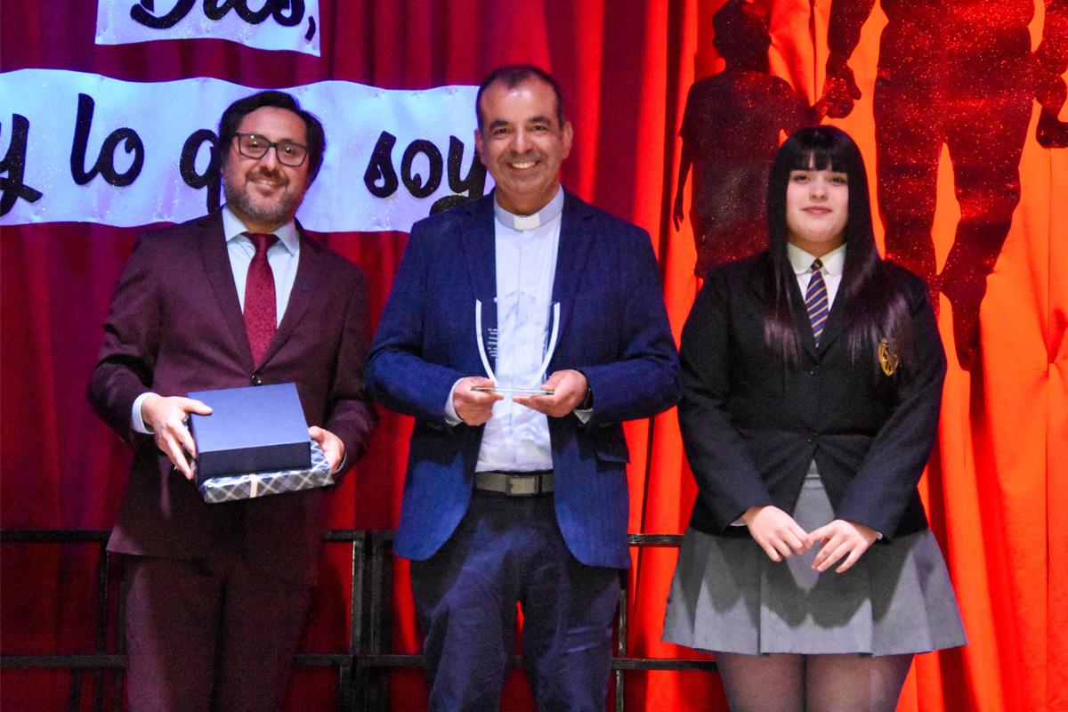 LSMF homenajeó 25 Años de Vida Religiosa P. Pedro Carrera