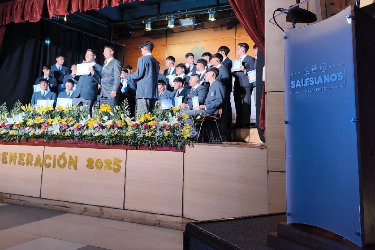 Salesianos Valparaíso Licencia a sus Seis Cursos de IV° Medio