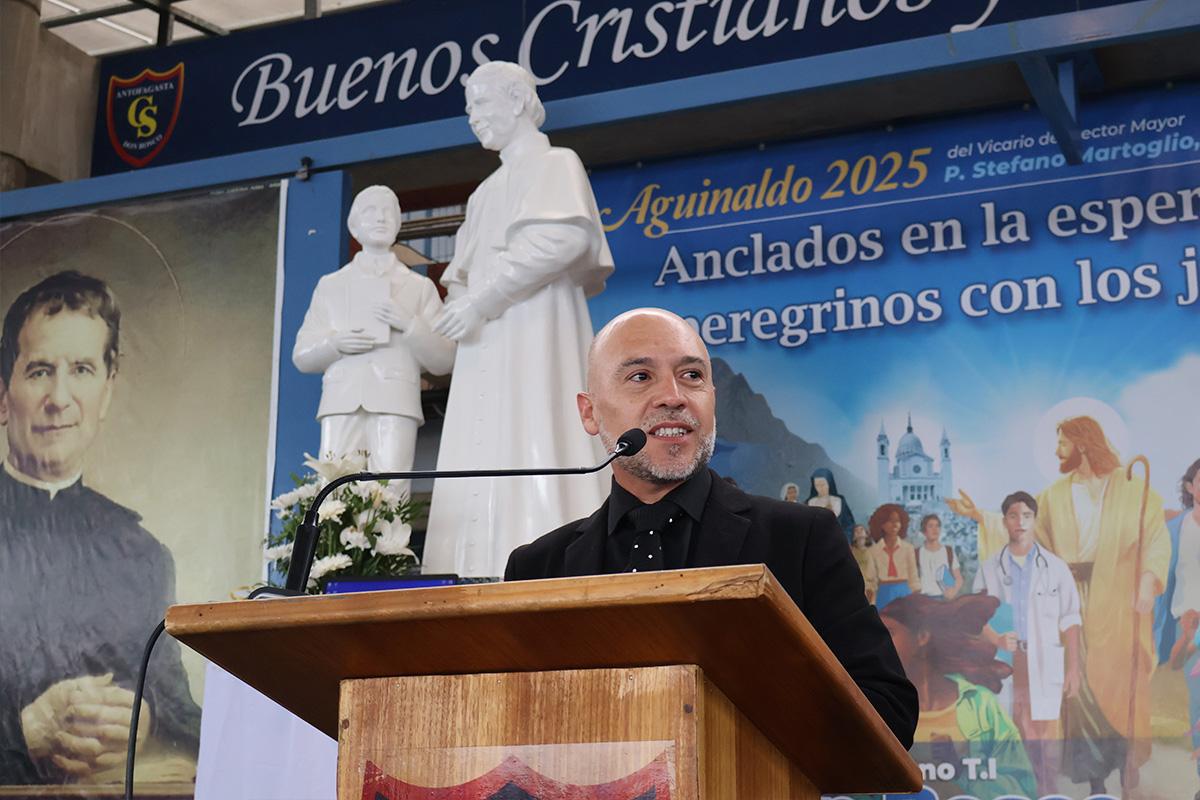 ¡Gracias maestro Sergio Chacana por sus 23 años de servicio!