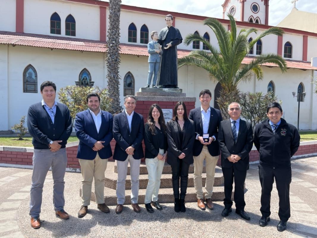 Salesianos La Serena sella convenio con CChC 