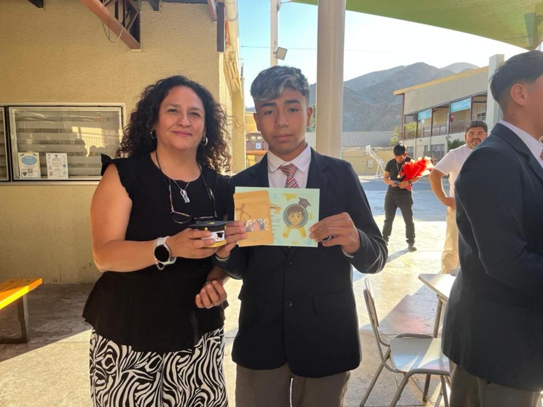 Estudiantes de Octavo Básico culminan su etapa con Eucaristía y Reconocimientos