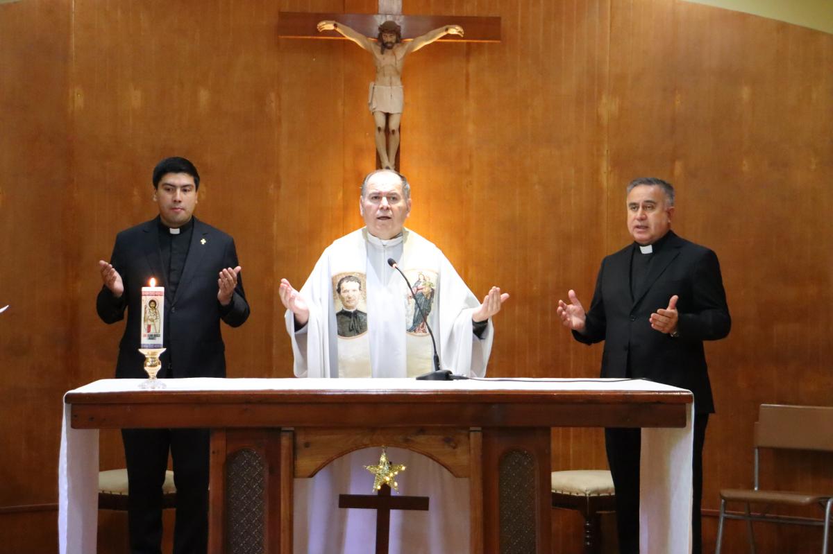 P. Eduardo Oviedo asume como Nuevo Director de Salesianos Linares