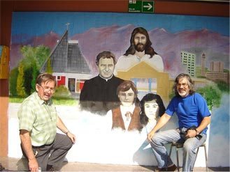 P. Raúl Retamal concluye pintado del mural de la Escuela Parroquial Domingo Savio