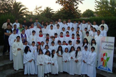 Campamento Acólitos Salesianos 2011: “Manos abiertas para amar y servir”