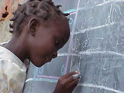 España – Más de 40 millones de niñas no van a la escuela