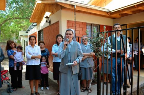 Bendecida casa de la nueva comunidad religiosa en Renca de las Hijas de María Auxiliadora