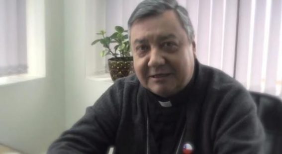 Video: Obispos de la CECh alientan a la selección chilena