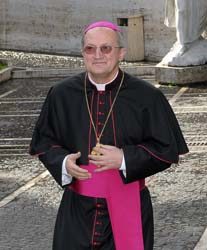 Papa confirma a Mons. Dal Covolo Rector Magnifico de la Pontificia U Lateranense