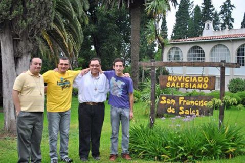 Dos jóvenes chilenos iniciaron el Noviciado en Argentina