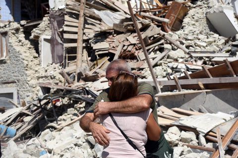 Cercanía del Papa y de toda la Iglesia ante el terremoto que asoló el centro de Italia
