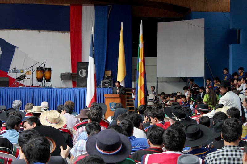 Así celebró a Chile el Colegio Don Bosco de Iquique