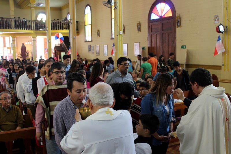 Don Bosco de Iquique inició actividades de Fiestas Patrias con Misa a la Chilena y Fonda Familiar