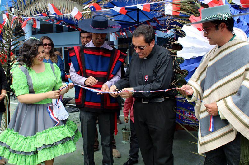 Don Bosco de Iquique inició actividades de Fiestas Patrias con Misa a la Chilena y Fonda Familiar