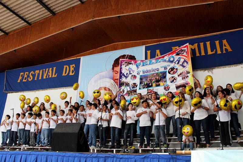 Colegio Salesiano de Iquique celebró el Festival de la Familia