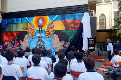 Salesianos Alameda plasma sus 125 años de historia en un mural