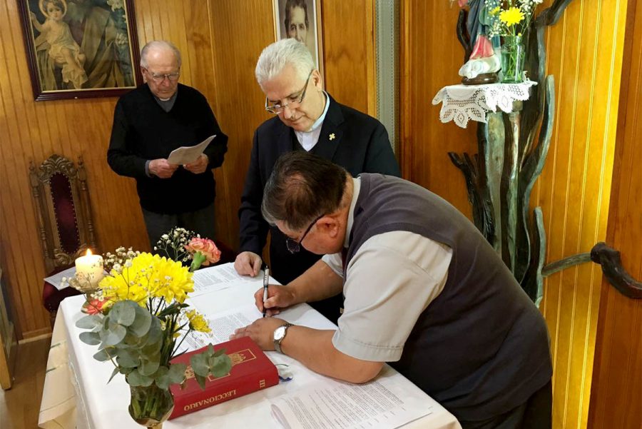 Toma posesión nuevo director de la comunidad salesiana de Puerto Natales