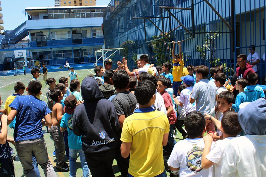 Club deportes Iquique visitó Colegio Don Bosco de la ciudad