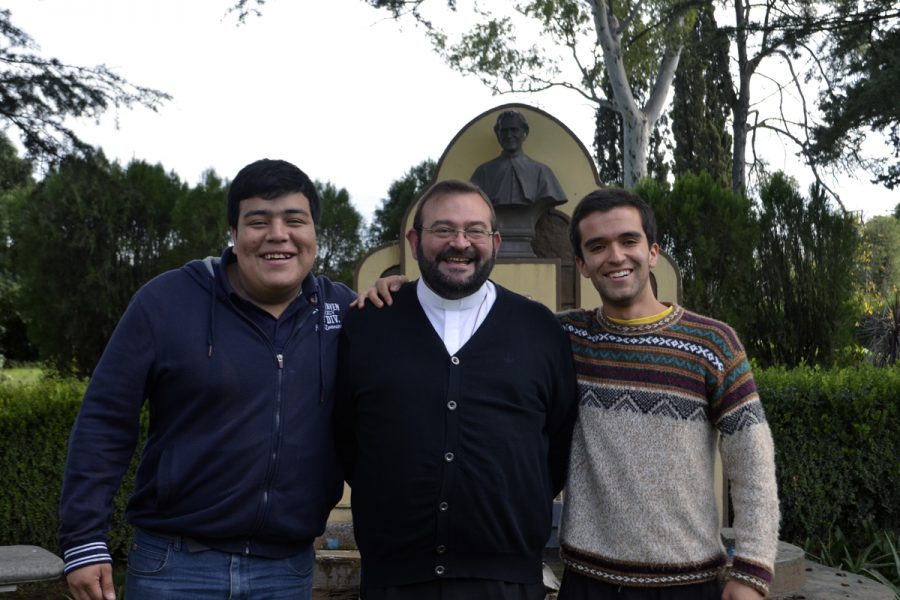 Provincial visita a jóvenes novicios en Argentina