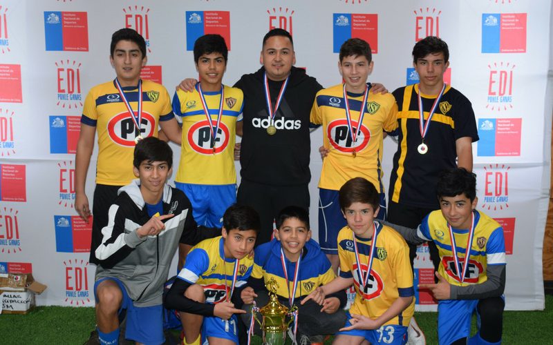 Alumnos del ISV ganan Campeonato Regional FUTSAL