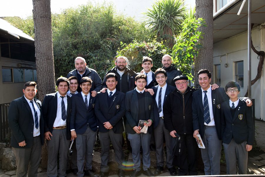 P. Carlo Lira visitó Centro Educativo Salesianos Talca