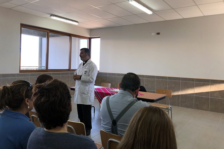 P. Carlo Lira visitó Colegio Don Bosco de Calama