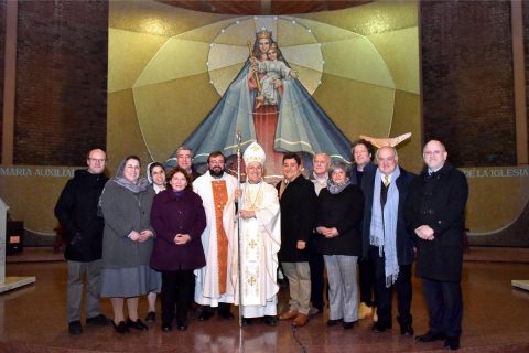 Familia Salesiana recibe con alegría a Mons. Lorenzelli