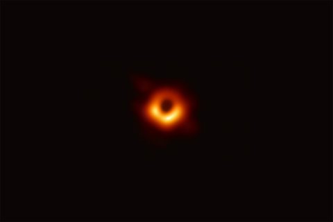 Primera imagen de un Agujero Negro: disipando un misterio del cosmos