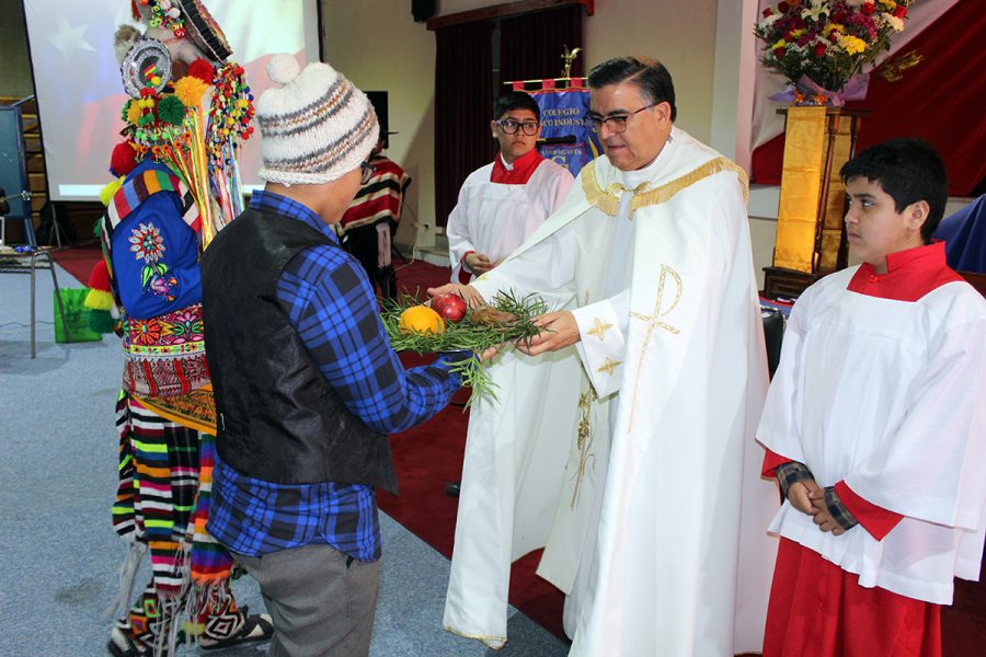 Colegio Don Bosco de Antofagasta vivió liturgia de acción de gracias por Chile