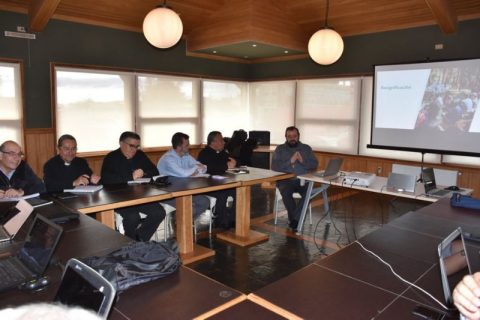Centenario Puerto Natales: Reunión de directores extraordinaria