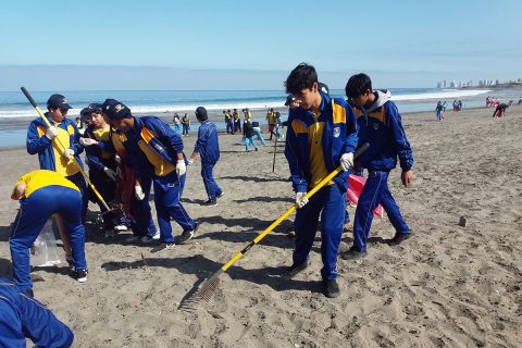 Día Internacional de Limpieza de Playas en Iquique