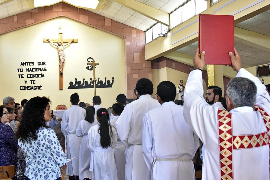 Un último regalo antes de partir: ordenación diaconal de Carlos Marcelo Triguero