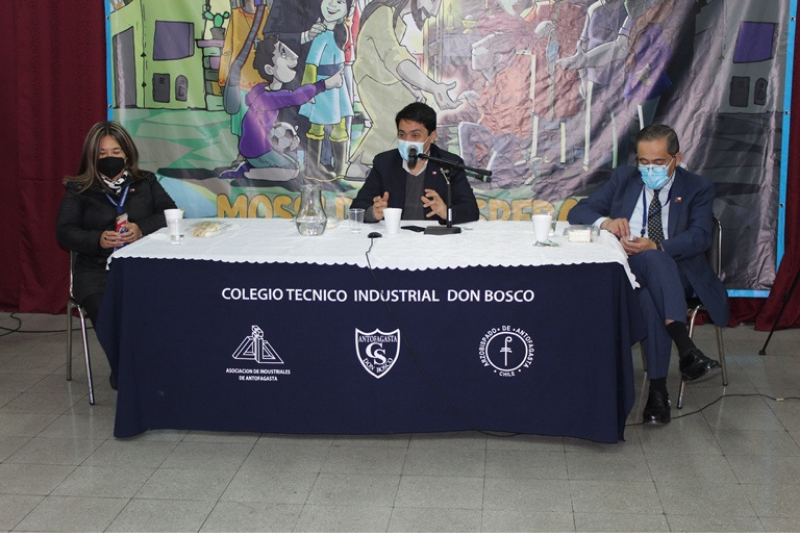 Subsecretario de Educación visita colegio Don Bosco Antofagasta