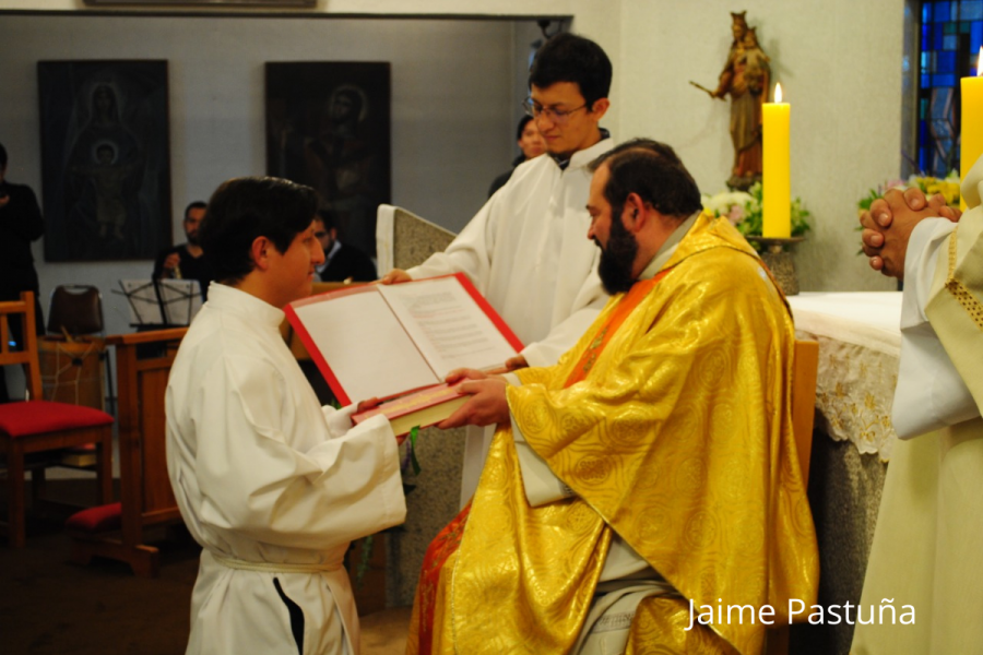 Cuatro jóvenes salesianos reciben el ministerio del lectorado