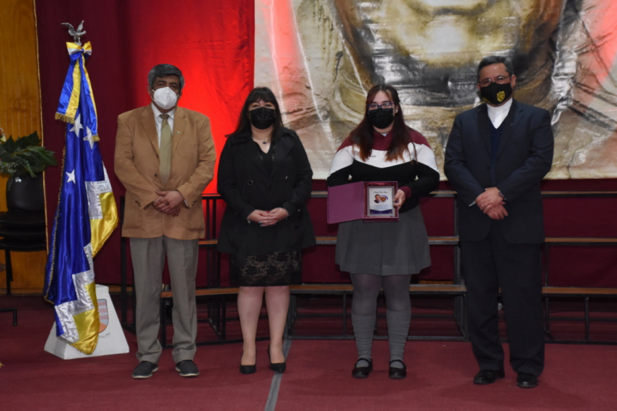 Liceo Monseñor Fagnano de Puerto Natales realiza licenciatura generación 2020