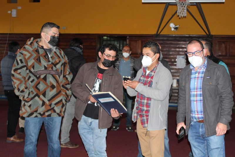 Exalumnos salesianos visitan colegio de Concepción después de 30 años