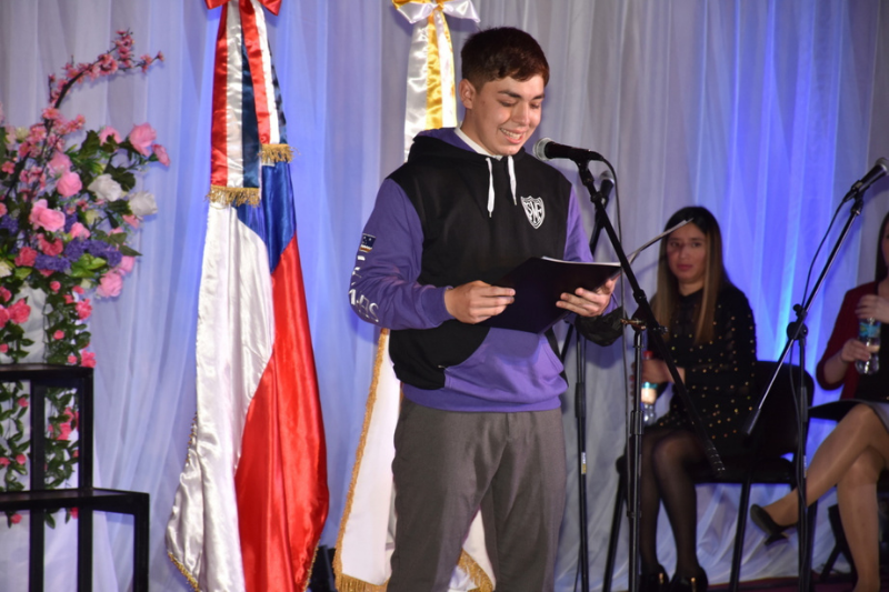 Licenciatura cuartos medios Liceo Monseñor Fagnano de Puerto Natales