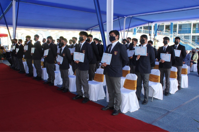 198 estudiantes de Don Bosco Antofagasta recibieron su licencia de educación técnico profesional