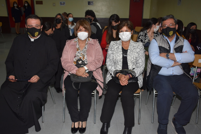 Ceremonia “Primeros Lectores” en Liceo Monseñor Fagnano de Puerto Natales