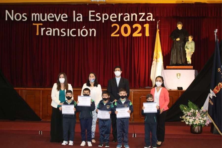 Salesianos Concepción realizó ceremonia de transición a kínderes