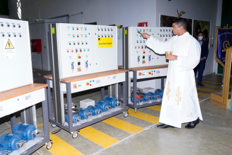 Don Bosco Calama adquiere maquinaria para especialidad de Electricidad