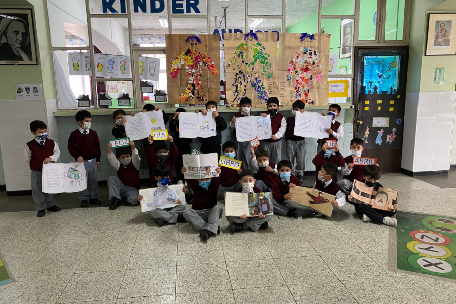 Liceo San José de Punta Arenas celebra el día del libro