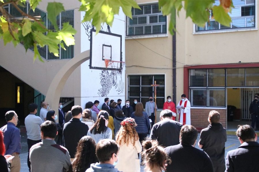 Educadores vivieron Vía Crucis en Salesianos Concepción