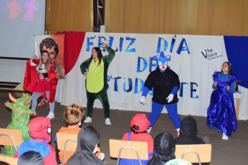 Celebración día del estudiante en Instituto Salesiano de Valdivia