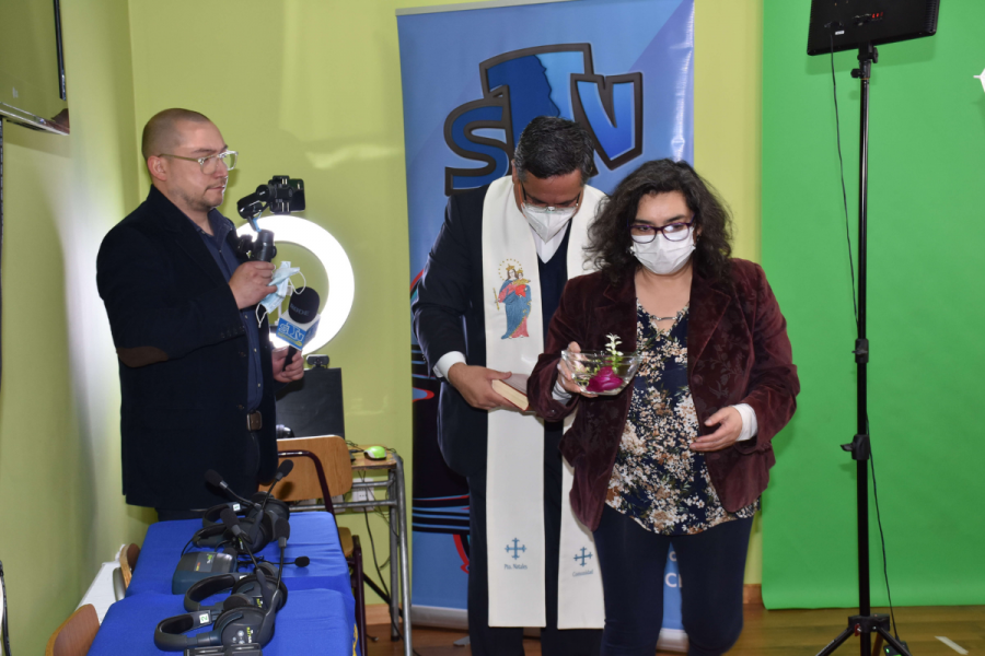 Liceo Monseñor Fagnano de Puerto Natales inauguró estudio de televisión
