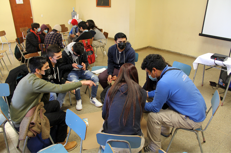 Colegios Salesianos de Catemu y Valparaíso se reúnen en jornada para formación de jóvenes líderes
